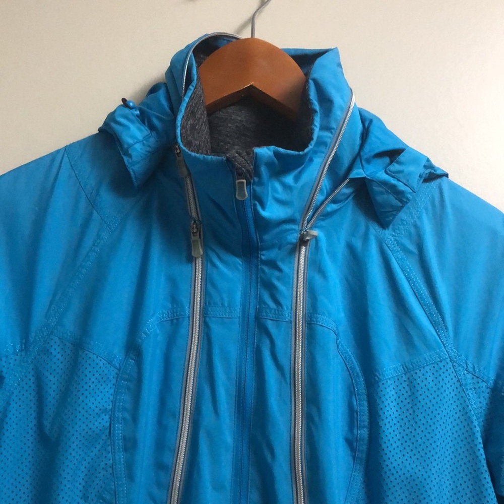 Lululemon jacket - Picture 2 of 5